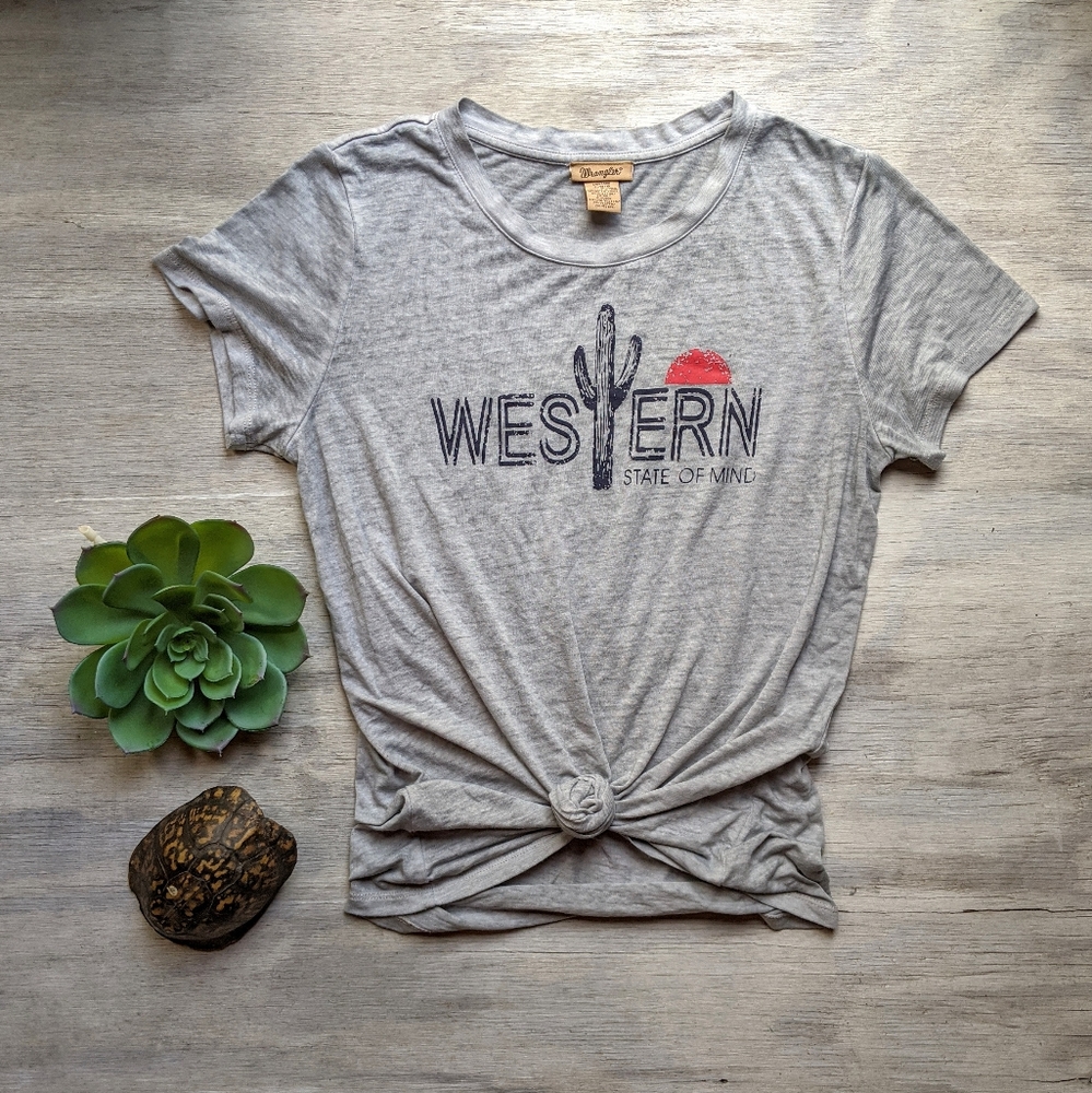 Wrangler distressed trendy t-shirt